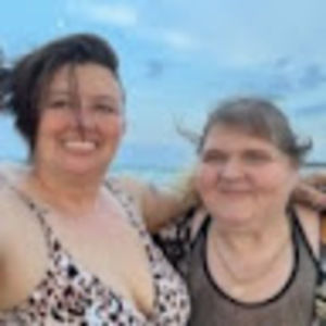 Meet your Posher, Tina